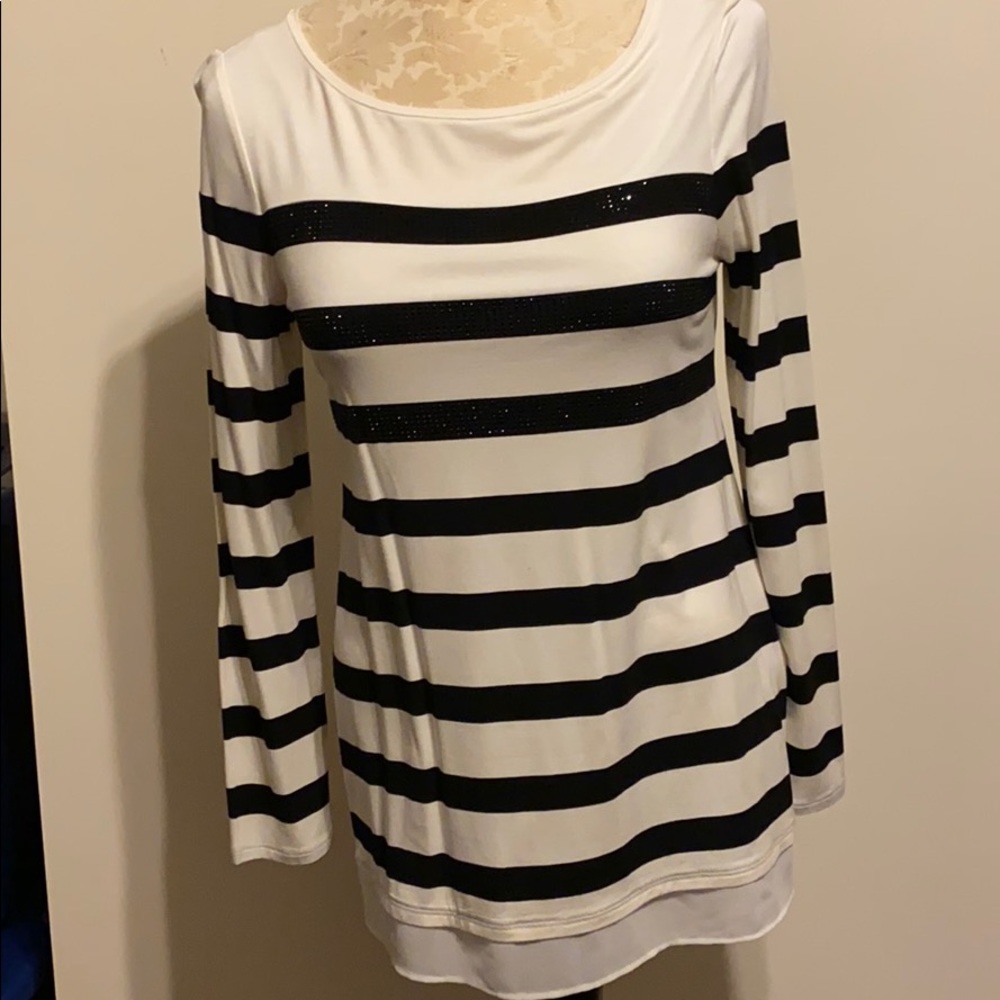 Top - Picture 4 of 8